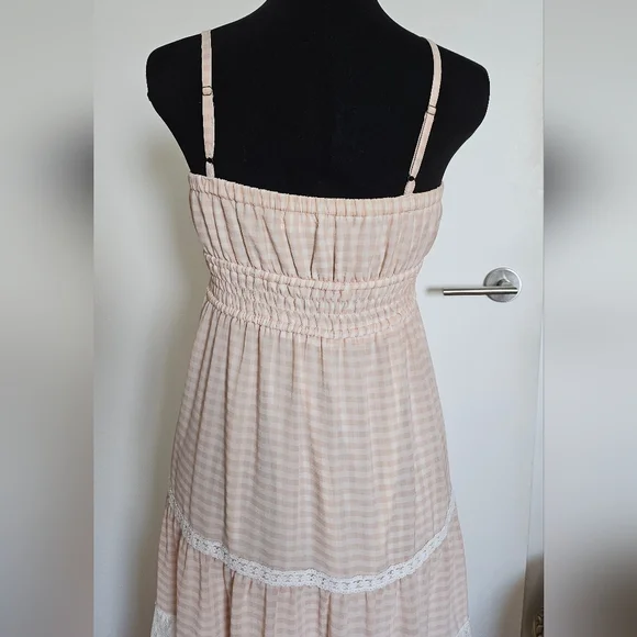 Liz Lisa Gyaru Gingham Maxi Dress with Lace And Buttons Baby Pink - Picture 7 of 13